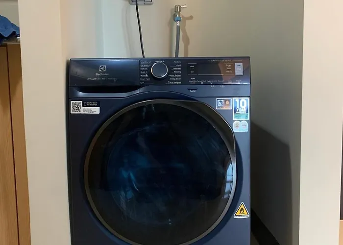 Your Go-to Bgc Stay: Stylish Comfort + Washer