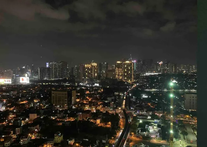 Your Go-to Bgc Stay: Stylish Comfort + Washer Сasa de vacaciones Manila
